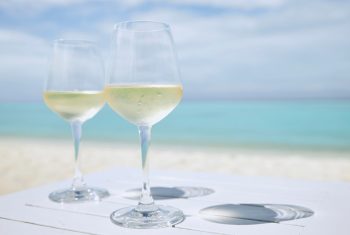 veritas zanzibar-wine-beach